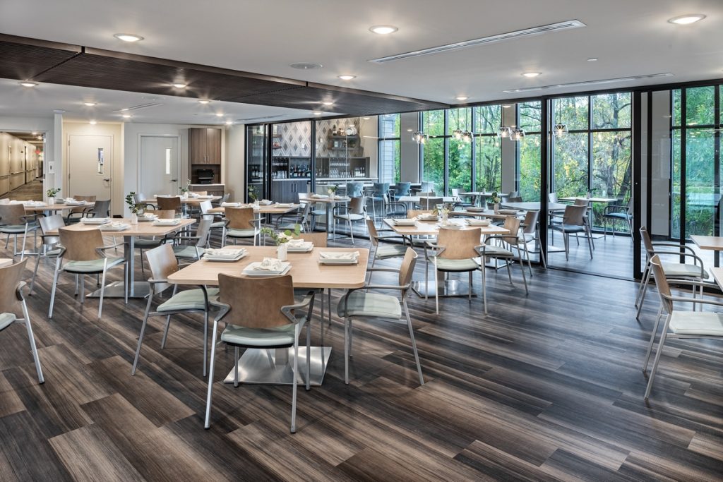 Oaknoll-Feature-scotty-resturant-